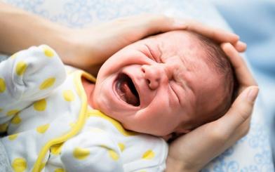 Trẻ sơ sinh khó đi đại tiện chữa trị như thế nào?