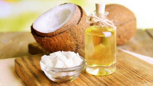 Dầu dừa – dầu ô liu chữa nứt kẽ hậu môn sau sinh hiệu quả